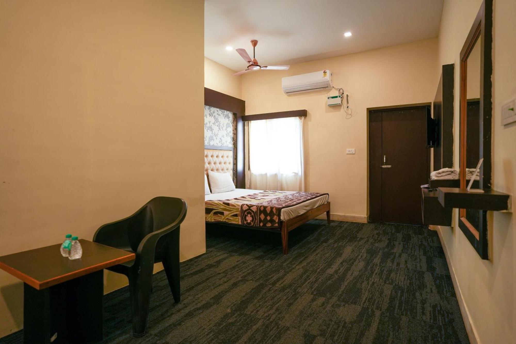 La Courtyard Hotel ปอนดิเชอรี ภายนอก รูปภาพ