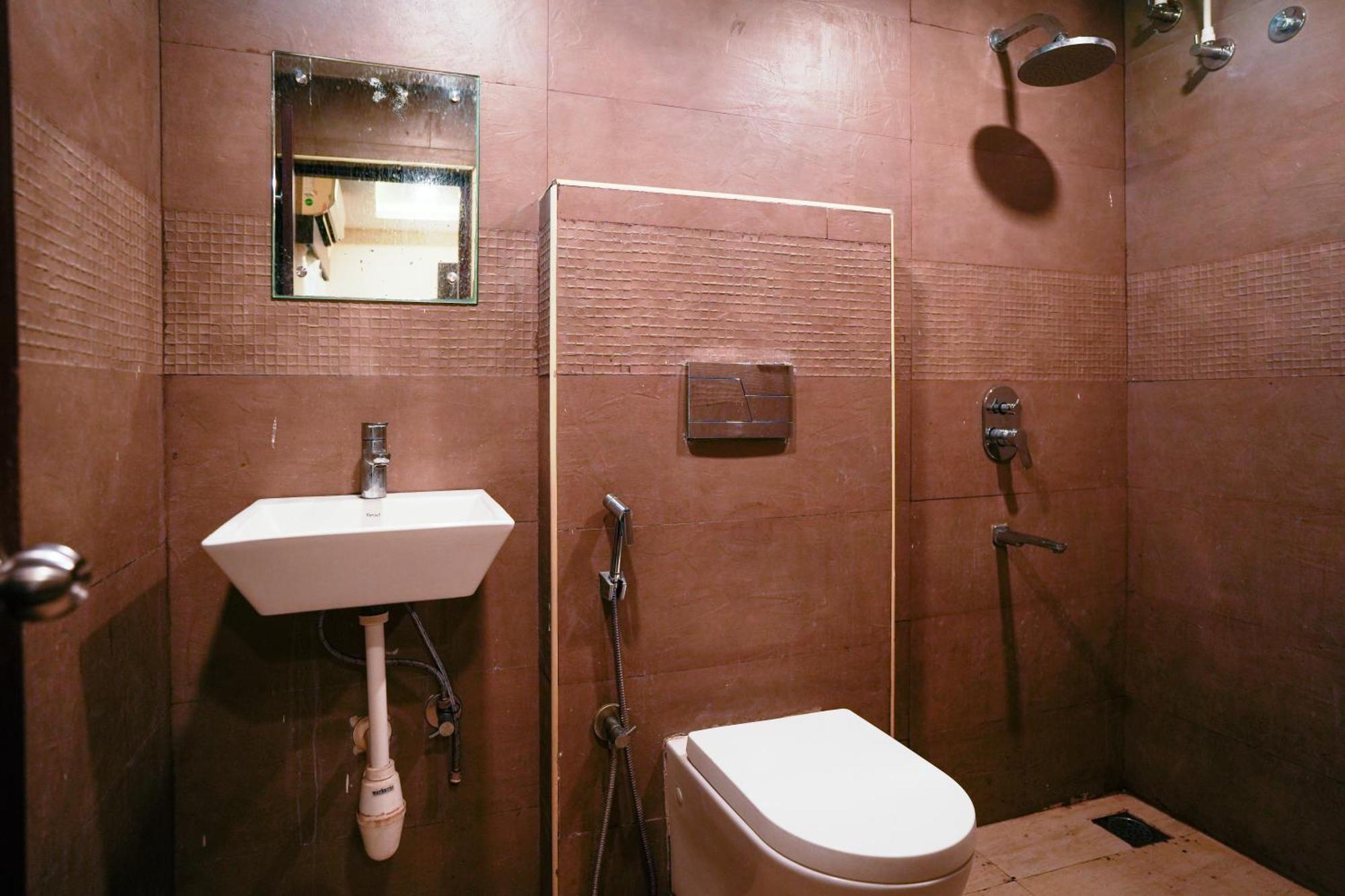 La Courtyard Hotel ปอนดิเชอรี ภายนอก รูปภาพ